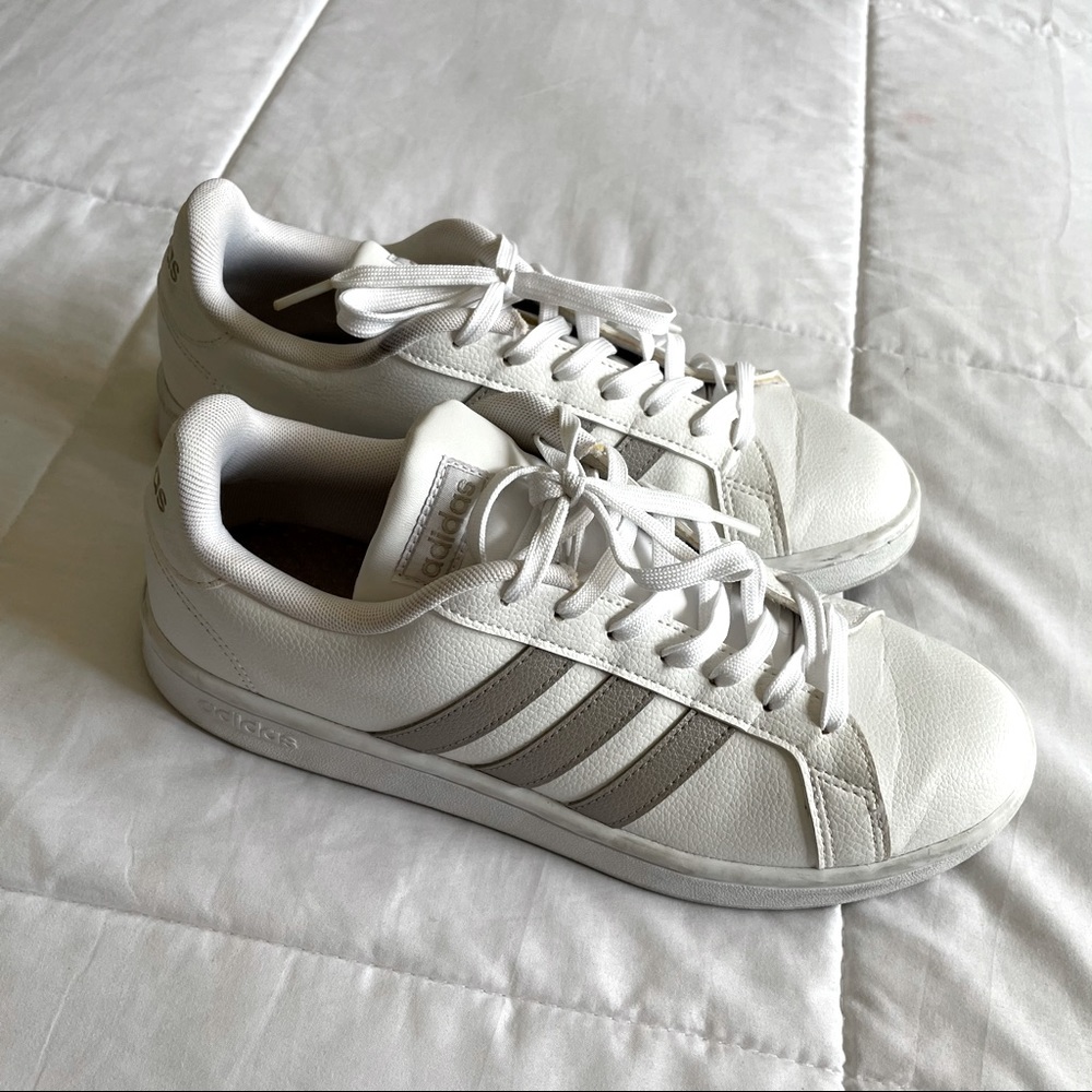 Women Adidas